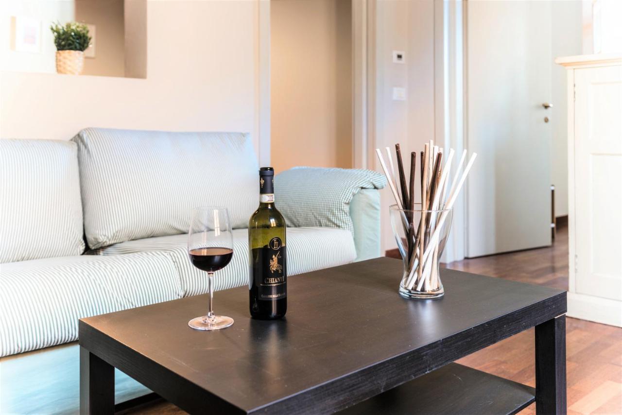 Hostly - La Pera Suite Apartment - 2 Bedrooms, Full Center Pisa Eksteriør bilde